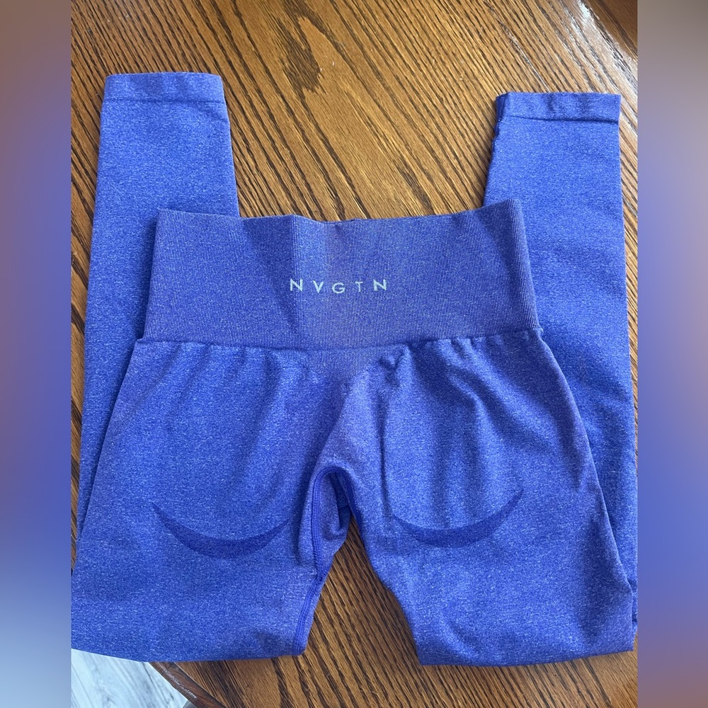 NVGTN contour seamless legging electric blue